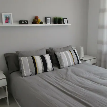 Playa Elisa Bay Apartment *
